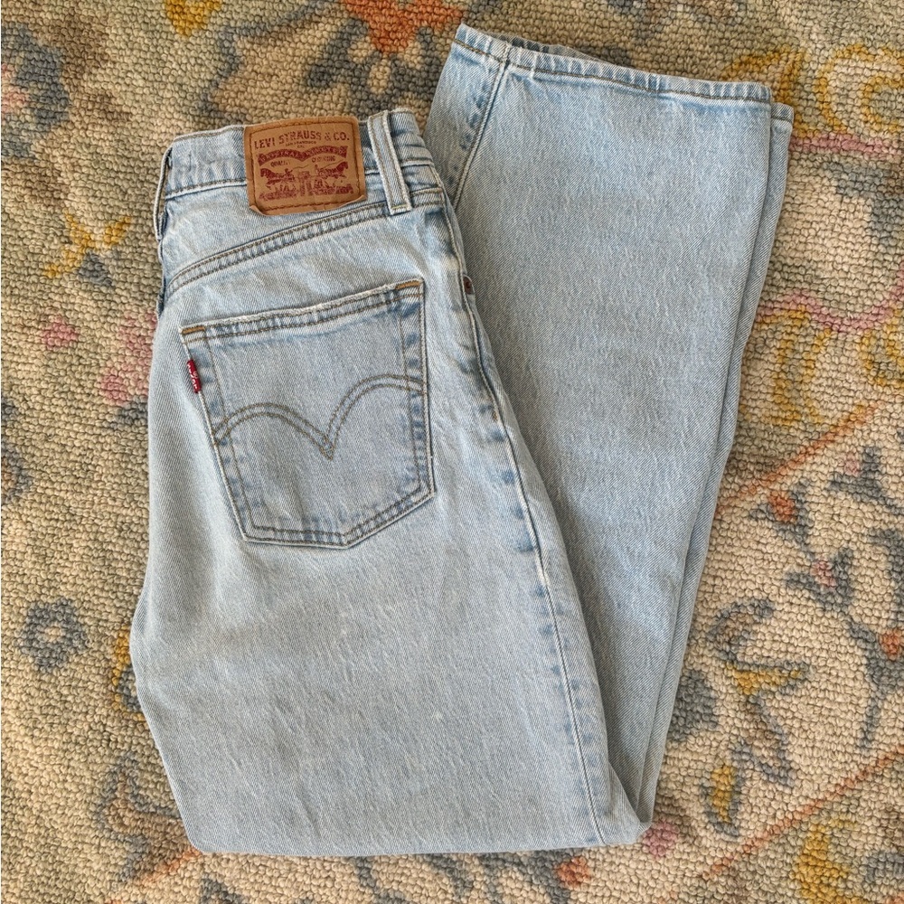 Levi’s Ribcage Straight Ankle Jeans